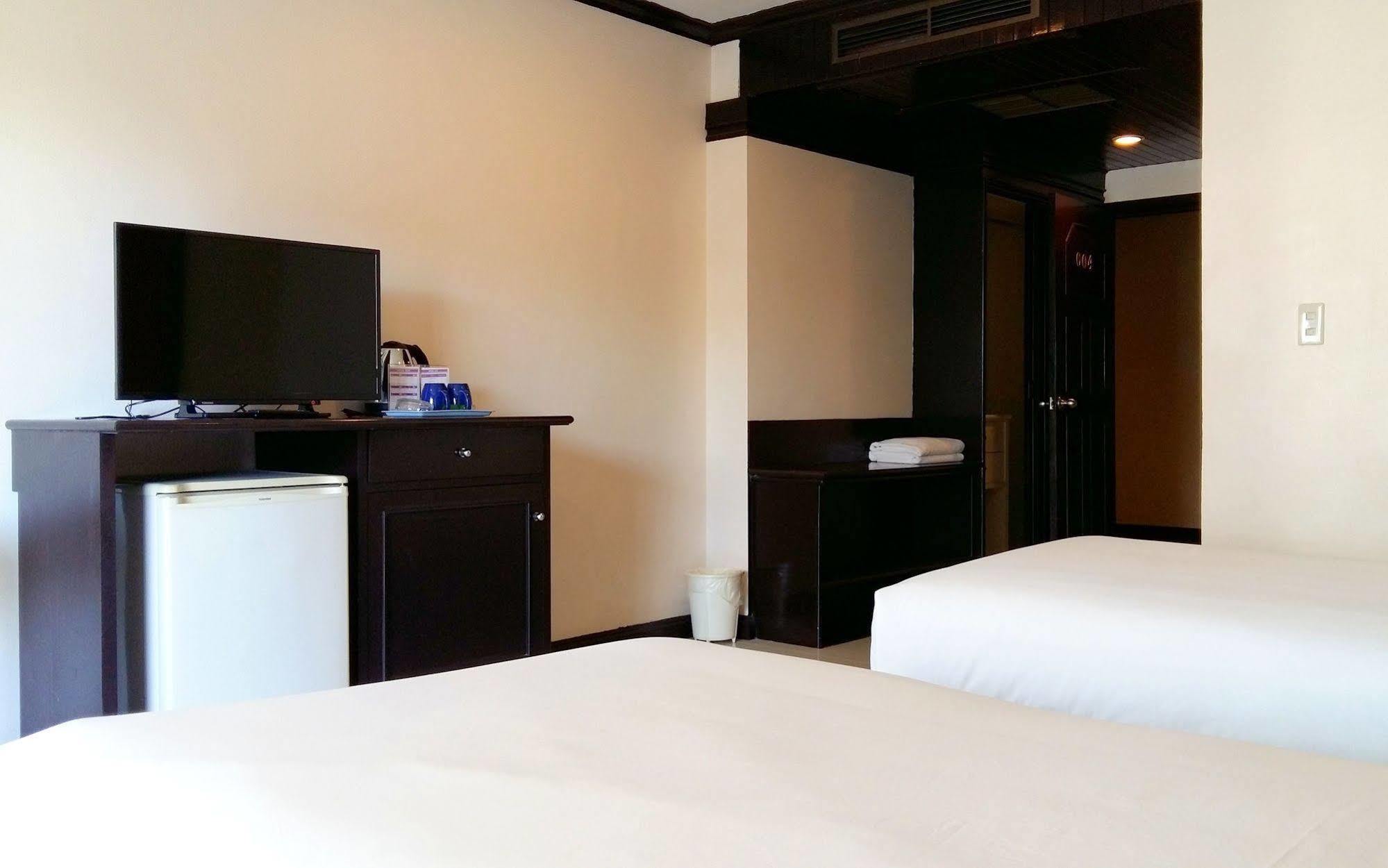 Mike Beach Resort Pattaya Exterior foto